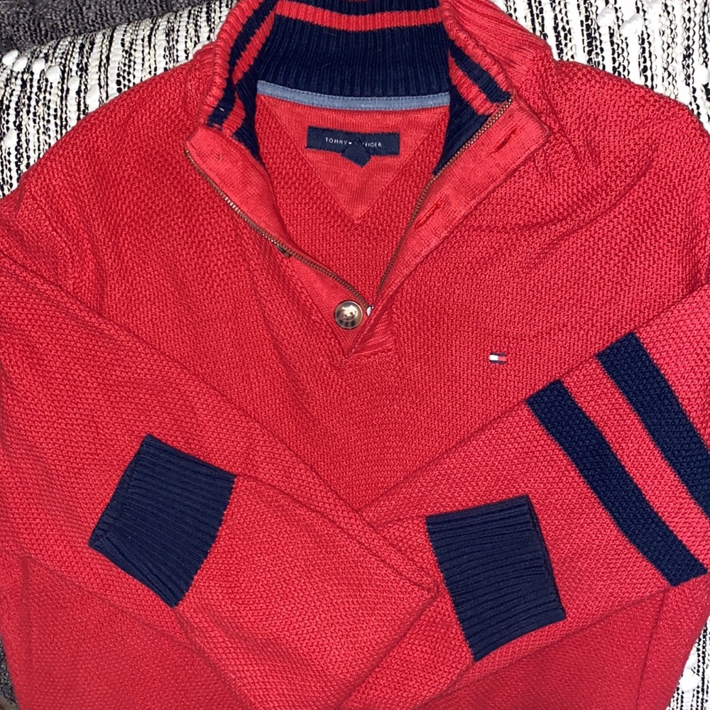 Red and blue Tommy Hilfiger XL